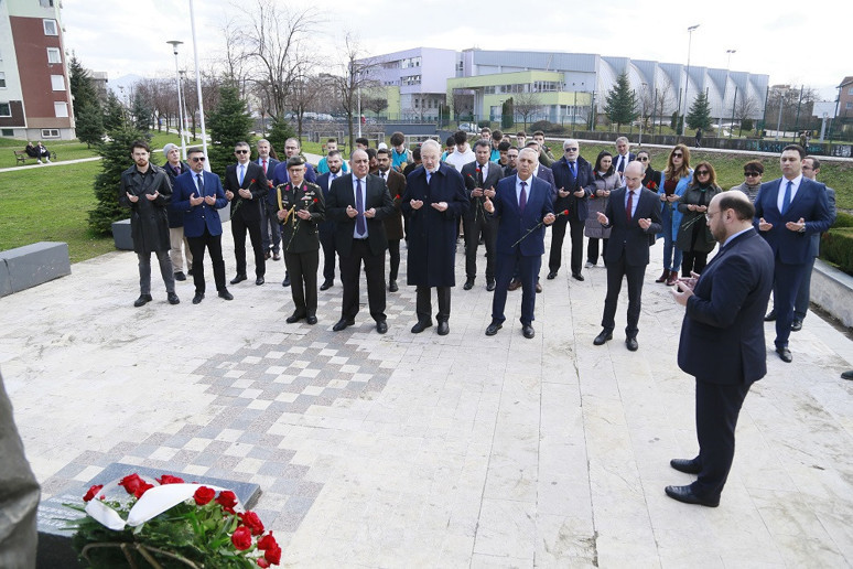 Şehitlerimizi artık işgalden kurtulan Hocalı’da anıyoruz - Resim : 2