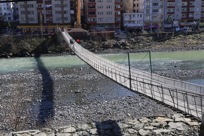 KARADENİZ’İN EN UZUN ASMA KÖPRÜLERİ