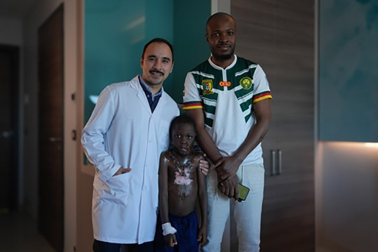 Boynu yandı, çenesi gövdesine yapıştı! Devasını Türkiye'de buldu... - Resim : 2