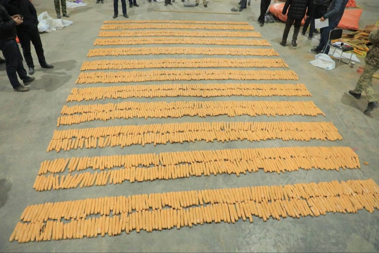 Özbekistan'da 612 kilogram uyuşturucu yakalandı - Resim : 1