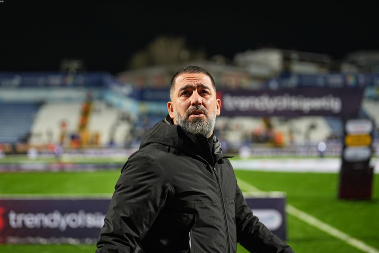 Eyüpspor Teknik Direktörü Arda Turan: 'Oyunun hiçbir anından memnun değilim' - Resim : 1