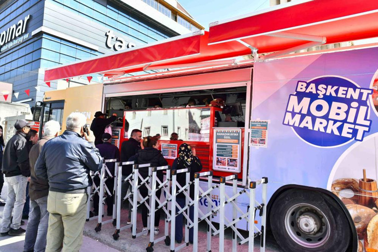 Ankara Büyükşehir Belediyesi uygun fiyattan sattı! Uzun kuyruklar oluştu... Tam 61 ton - Resim : 1