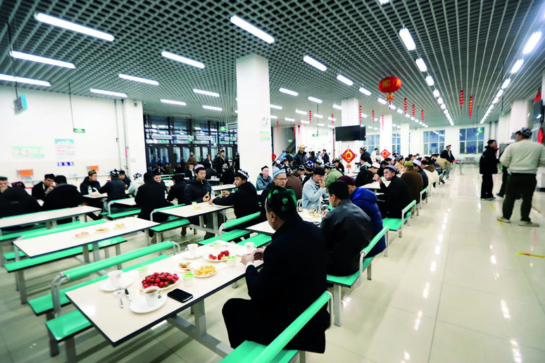 Sinciang İslâm Enstitüsü Rektörü Muhterem Şerif: Enstitümüzde üstün eğitim koşulları var - Resim : 3