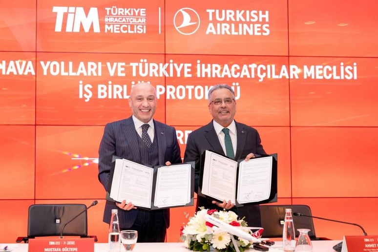 Anadolu'da üretilen ürünleri dünyaya taşınıyor - Resim : 1