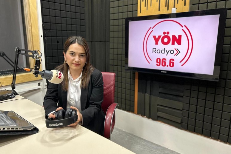 Türkiye'nin ilk türkü radyosu: Yön Radyo, 30'uncu yılını kutluyor - Resim : 3