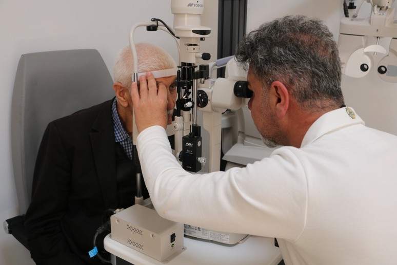 Diyarbakır’da ücretsiz retina göz operasyonu - Resim : 1