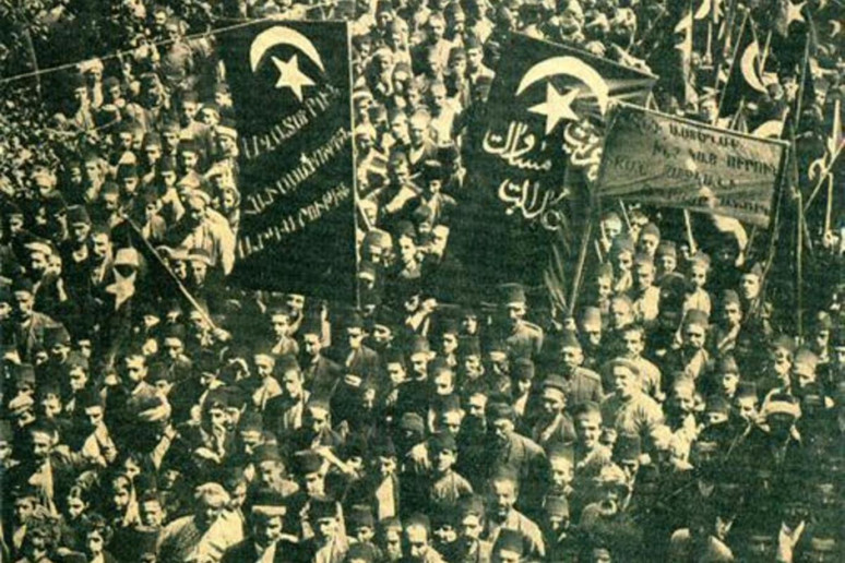 Afişlerle 1 Mayıs - Resim : 11