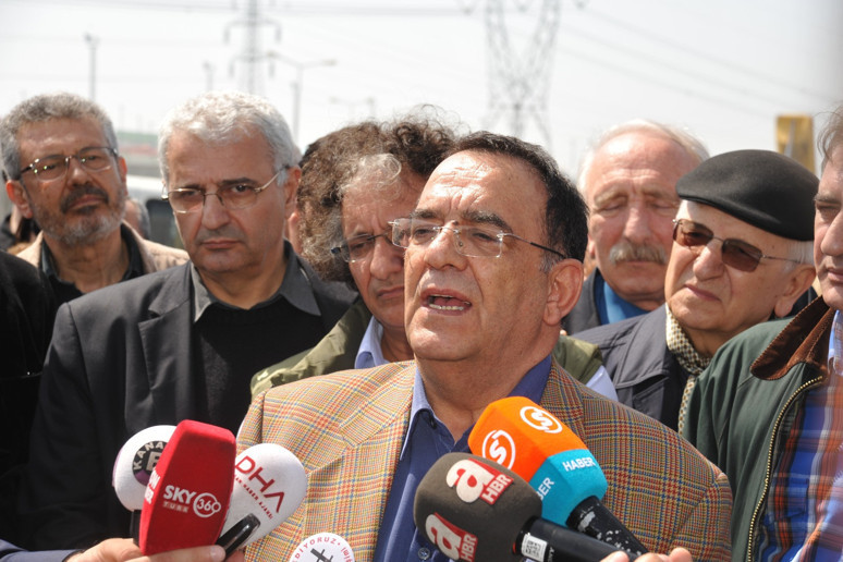 Halk müziğinin öncü ismini kaybettik! Yavuz Top son yolculuğuna uğurlandı - Resim : 1