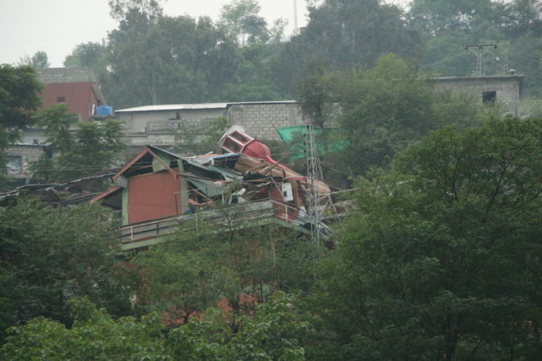 Hindistan Pakistan'daki üç bölgeyi füzeyle vurdu! Pakistan'dan açıklama geldi - Resim : 5