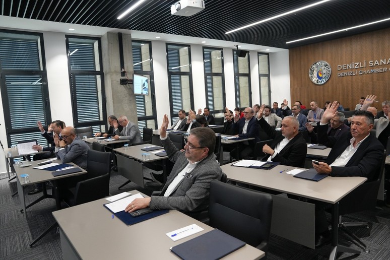 Denizli Sanayi Odası Başkanı Selim Kasapoğlu: Üretiyoruz, ihraç ediyoruz ama zarar ediyoruz - Resim : 1