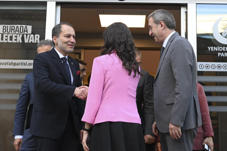 DEM Parti'den CHP ve Yeniden Refah'a ziyaret! Görüşmelerde neler konuşuldu? Açıklama geldi - Resim : 1