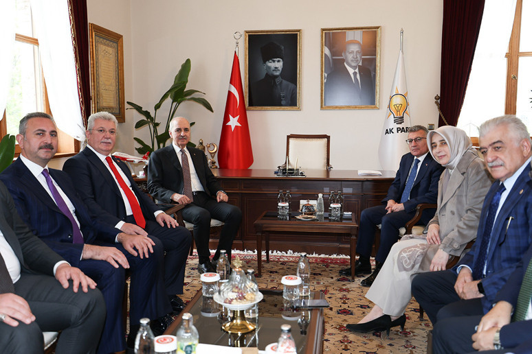 TBMM Başkanı Kurtulmuş’tan AK Parti ve CHP’ye ziyaret… Komisyon sorusunu yanıtladı - Resim : 1