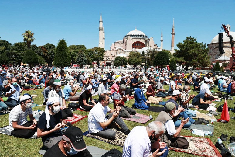 ‘Tanrı uludur’ - Resim : 1