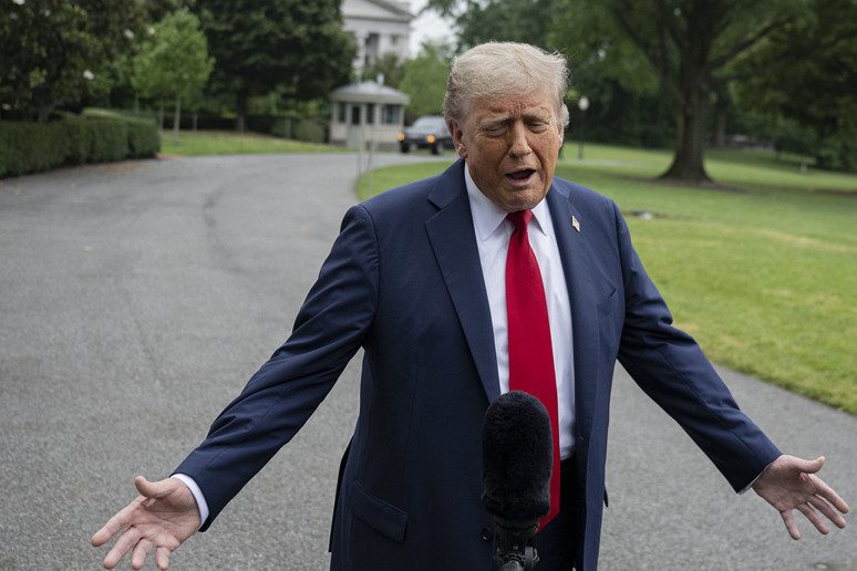 ABD’de iç savaş derinleşiyor! Küreselciler-MAGA’cılar karşı karşıya! Trump’ın mesajları ABD’de iç çelişkilerin aynası - Resim : 5