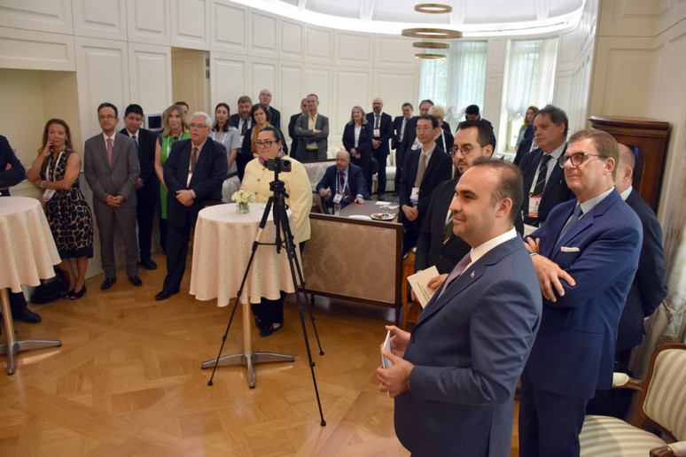 Türkiye, Antarktika’ya kalıcı bilim üssü kuracak - Resim : 2