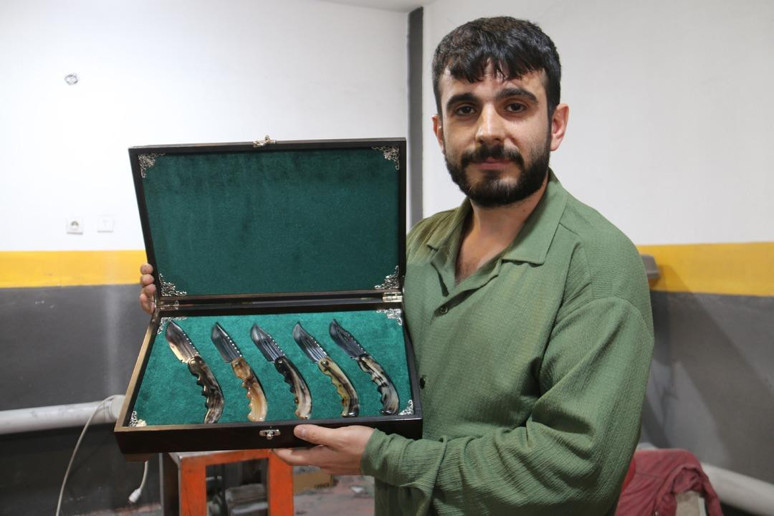 Televizyonda gördü üretmeye başladı! Sivaslı usta taleplere yetişemiyor, tanesi 35 bin TL! - Resim : 1