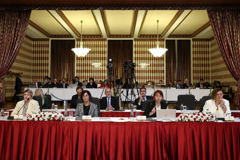 Komisyon üyelerine eleştirileri sorduk ‘Sabırlı olalım, gündeme hakimiz’ - Resim : 1