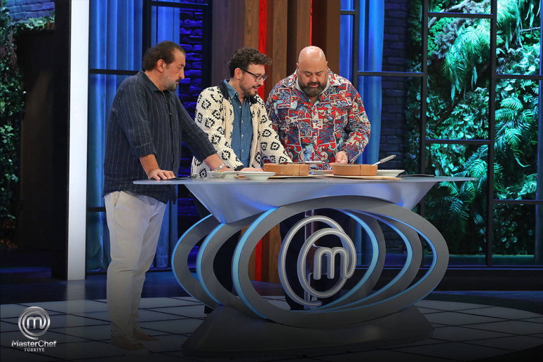 MasterChef’te tartışma çıktı! Özkan’dan Sezer’e rest - Resim : 1