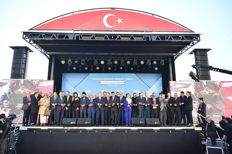 Horasan Erenleri Cemevinin 1. etabı açıldı! ‘Birliğimizi muhafaza eden muhabbet ışığı’ - Resim : 2