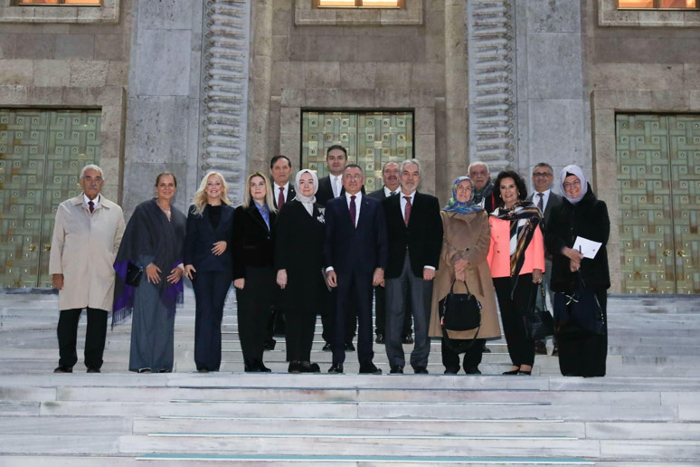 Fuat Oktay, Kültür ve Sanat Politikaları Kurulu üyelerini ağırladı - Resim : 1
