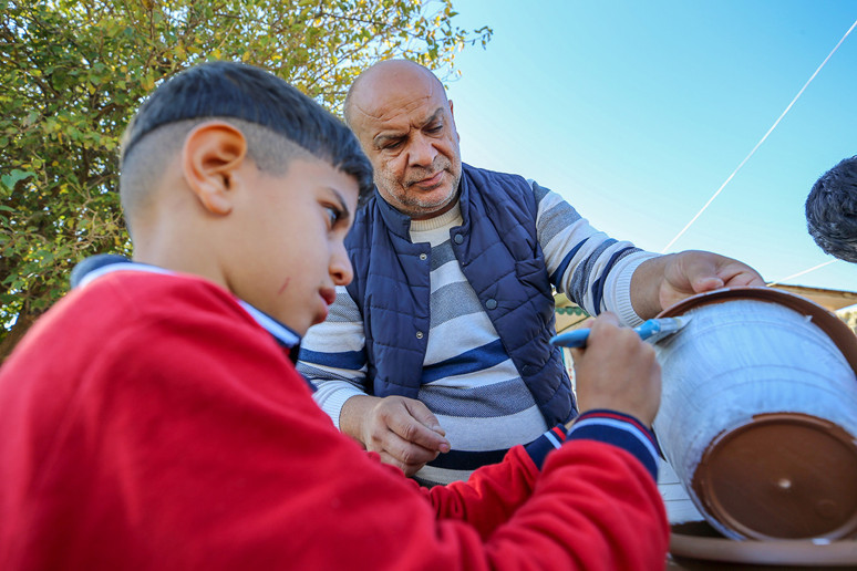 Öğretmen maaşının üçte biri eridi - Resim : 2