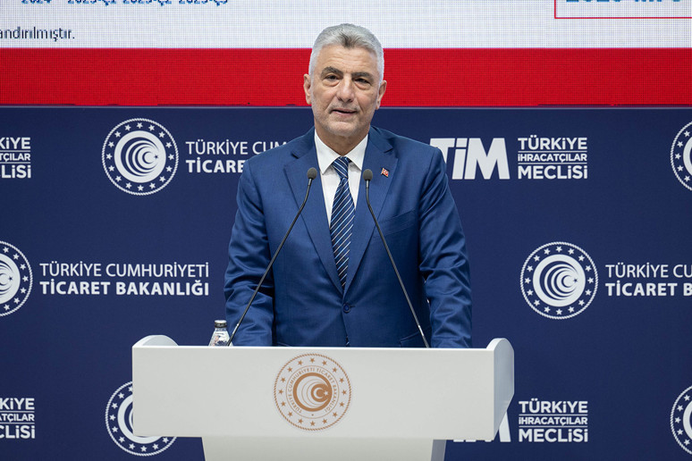 Kasımda dış ticaret açığı arttı - Resim : 1