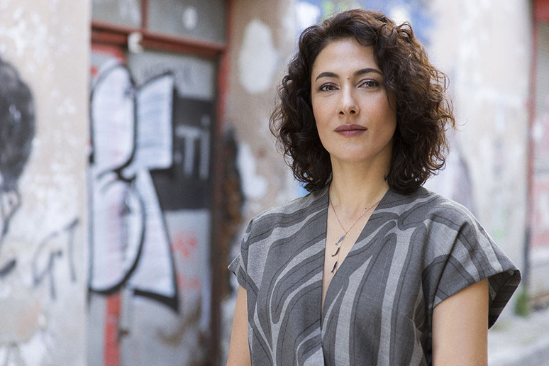 Konservatuar öğrencileri Cumbul’dan şikayetçi - Resim : 1