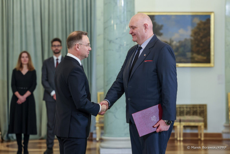 Polonya'da yargı-hükümet savaşı: Başbakan Tusk darbeyle suçlanıyor - Resim : 1