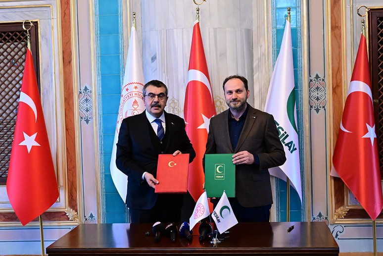 Uyuşturucu ile mücadelede önemli adım! MEB ve Yeşilay okullarda işbirliği yapacak - Resim : 1