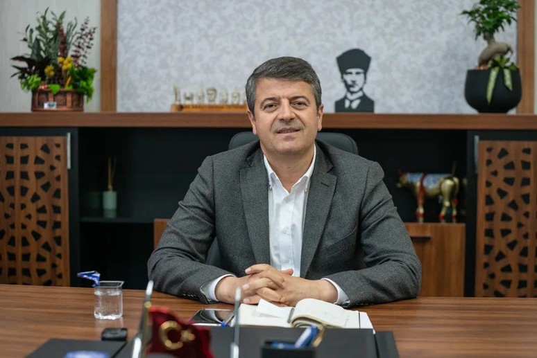 Adana, Adıyaman ve Antalya belediye başkanları gözaltına alındı - Resim : 3