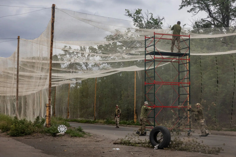 New York Times, Donetsk cephesindeki Ukraynalı askerlerle görüştü: Sürekli hedef altındayız - Resim : 1