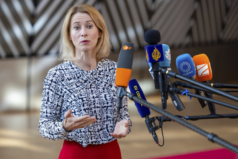 Kiev'e verilecek silahların masrafını müttefiklere kilitlemişti... AB: Şov Trump'tan fatura bizden - Resim : 1