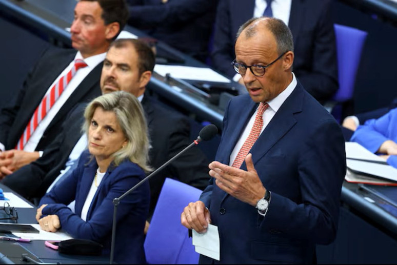 Ana muhalefetteki AfD'den hükümete sert tepki: Alman halkının vergileriyle Kiev'i silahlandırıyorlar - Resim : 1