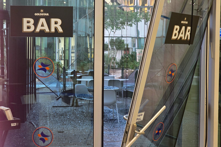 Son 24 saatte iki kez: Yemen ordusunun yeni hedefi Ramon Havalimanı - Resim : 1