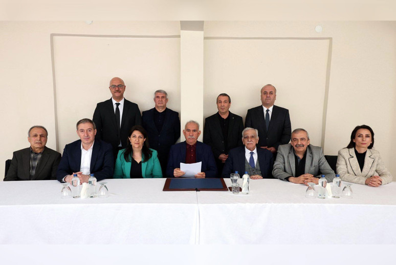 Muhataplık tartışmasının zehirlediği süreç ve toplumsal rızanın önemi - Resim : 1