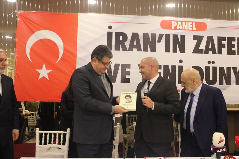 İran’ın Zaferi ve Yeni Dünya Paneli’nde ortak vurgu: ABD yenildi TRÇİ yükseliyor - Resim : 1