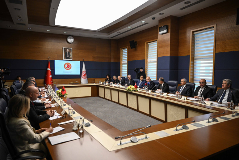Süleyman Soylu'dan küresel hissizleşme çıkışı: Sadece bizim değil, insanlığın ortak sınavı - Resim : 1