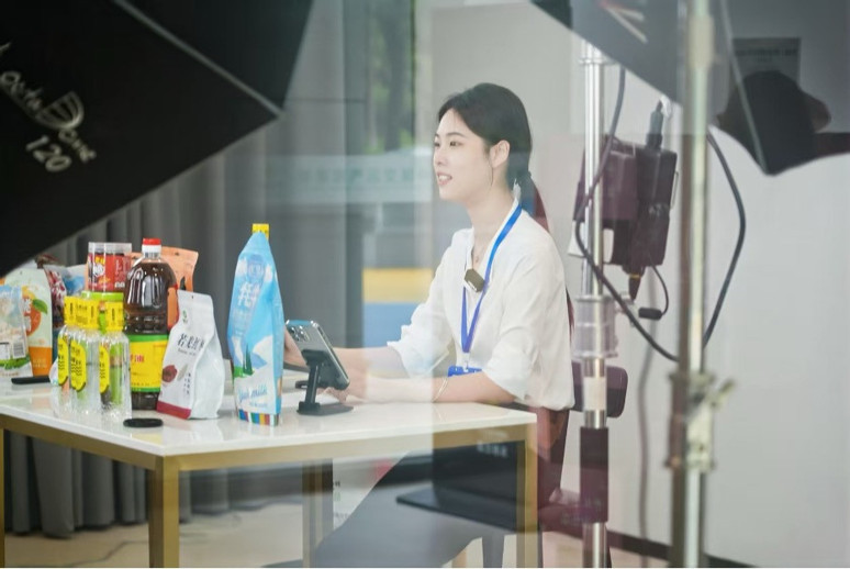 Dijital İpek Yolu’nun Üç Hattı - Resim : 8