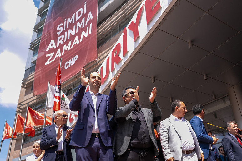 CHP’de kritik salı - Resim : 1