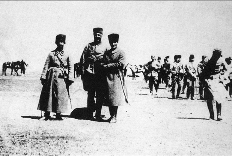 Sevr yerine Lozan'ı getiren Büyük Taarruz! Mustafa Kemal'in önderliğinde bir kahramanlık destanı - Resim : 2