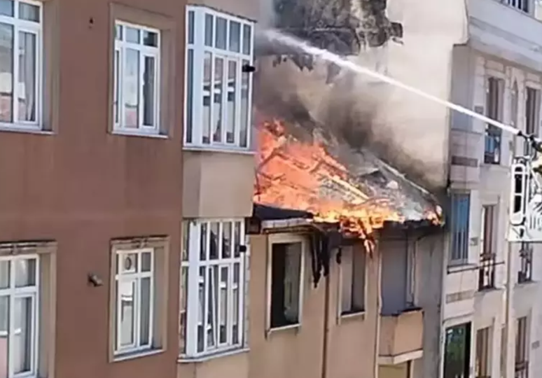 Gaziosmanpaşa'da yangın paniği! - Resim : 1