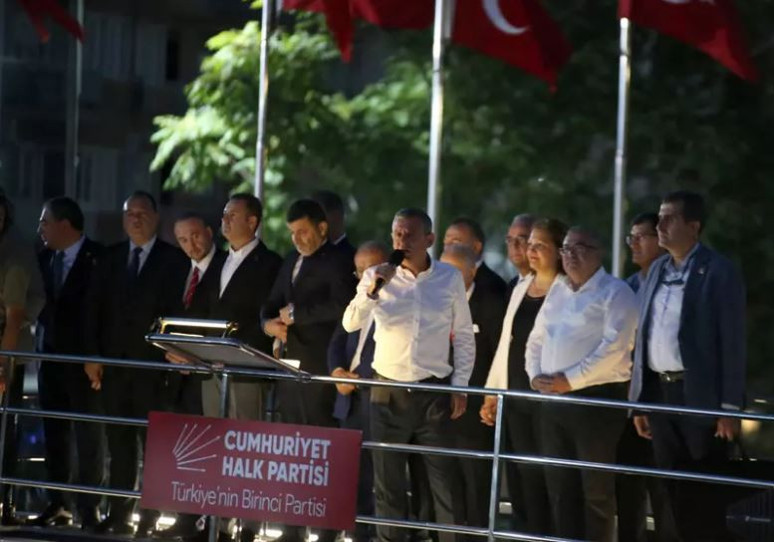 560 futbol sahası büyüklüğünde rant iddiası...Çerçioğlu, AK Parti'ye geçtikten sonra ilk kez konuştu - Resim : 1