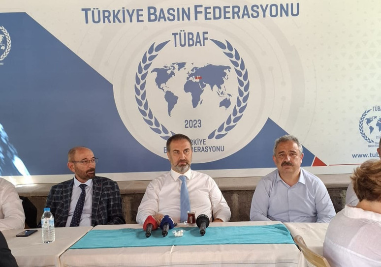 AK Partili Şen gazi ağabeyi olarak konuştu: 'Ülkemin istikbâli yüreğimdeki acıdan daha önemli' - Resim : 1