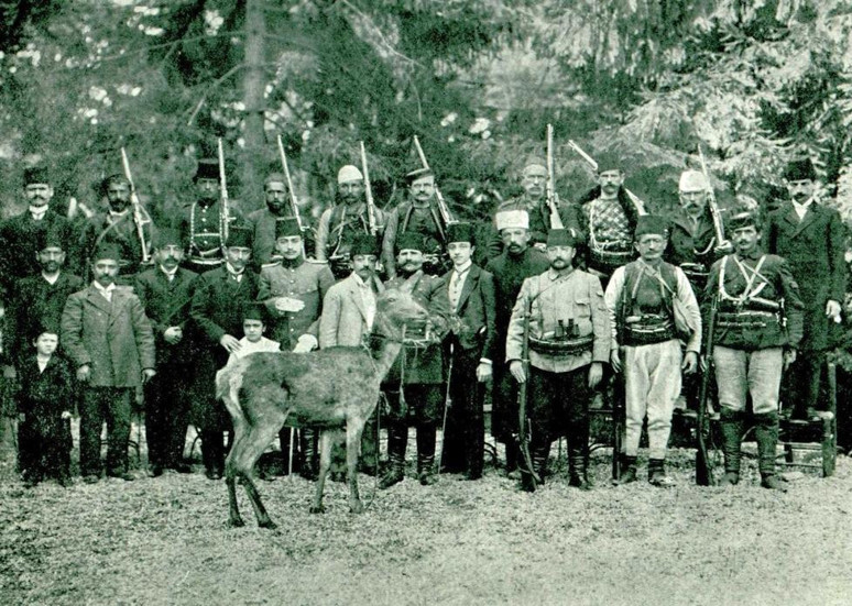 ABD ve NATO namlularının hedefindeyiz - Resim : 2