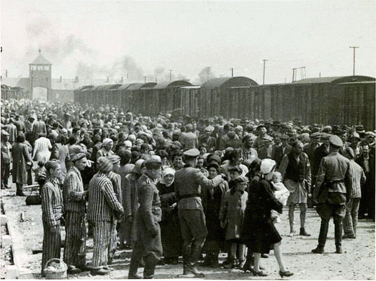 Hitler ilk adımlarını Viyana’da atmıştı - Resim : 1
