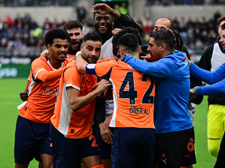 Başakşehir tur kapısını araladı! Turuncu-lacivertliler, Viking'i 3-1 mağlup etti