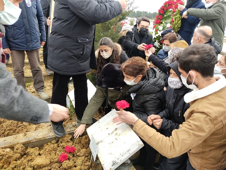 Bayrak adama saygı duruşu! - Resim : 5