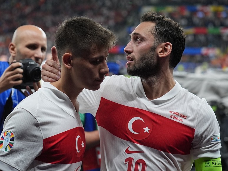 Geleceğe umutla bakıyoruz - Resim : 1