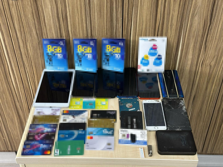 İzmir'de yasa dışı bahis operasyonu: 22 tutuklama - Resim : 1