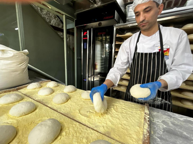 Yapımında 130 yıllık maya kullanılıyor! Zeytinburnu'nda üretiliyor - Resim : 1